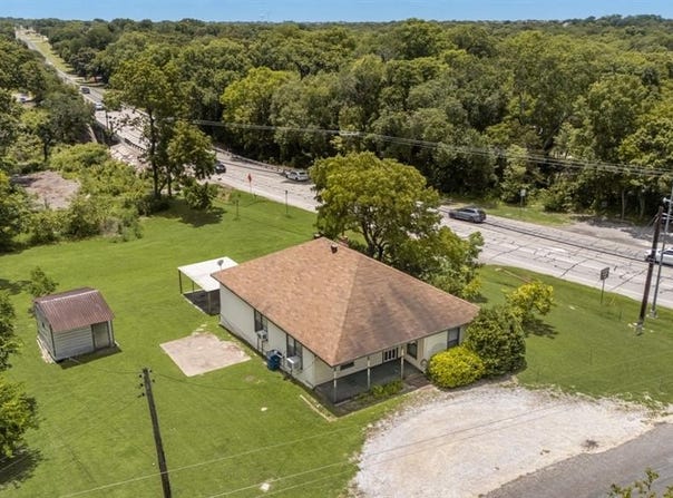 704 E Main Street, Ovilla, TX 75145