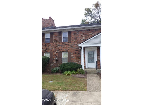 8612 Locust Ct, Louisville, KY 40242