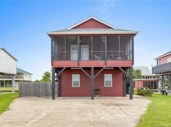 433 Lake Breeze Road, Hackberry, LA 70645