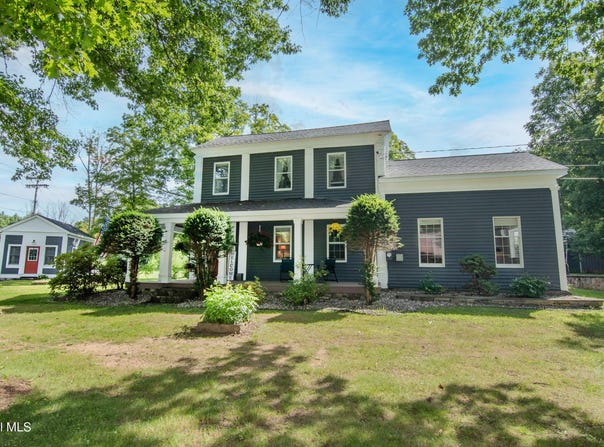 3179 NYS Rt 9N, Greenfield Center, NY 12833