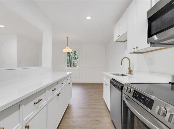 2396 Lawrenceville Highway, Decatur, GA 30033