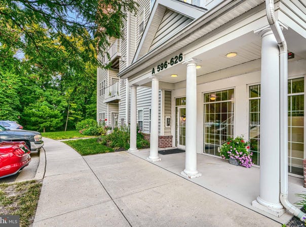 618 HOPKINS LANDING DRIVE, BALTIMORE, MD 21221