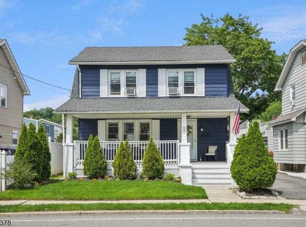 862 Lafayette Ave Ext, Hawthorne Boro, NJ 07506-2245