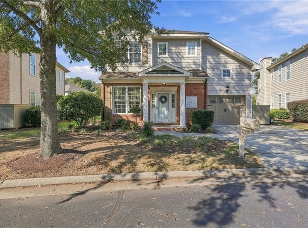 518 Silk Tree Lane, Chesapeake, VA 23320