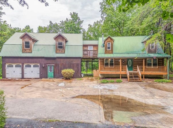 519 E VALLEY Road NE, Rydal, GA 30171