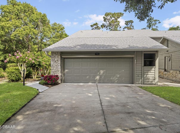 136 Deer Lake Circle, Ormond Beach, FL 32174