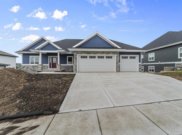 1407 Ridgetrail Drive, Cross Plains, WI 53528