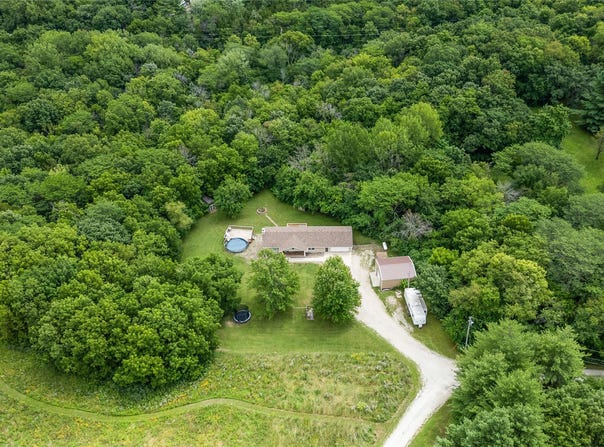 2375 149th Lane, Carlisle, IA 50047