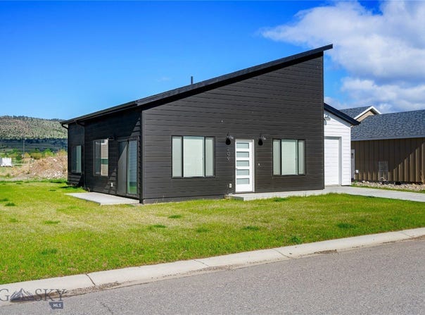 209 Pearl Street, Ennis, MT 59729