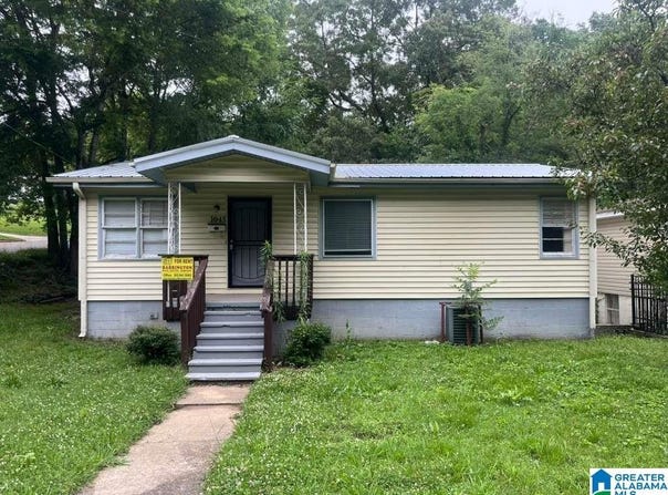 1045 WAVERLY STREET, TARRANT, AL 35217