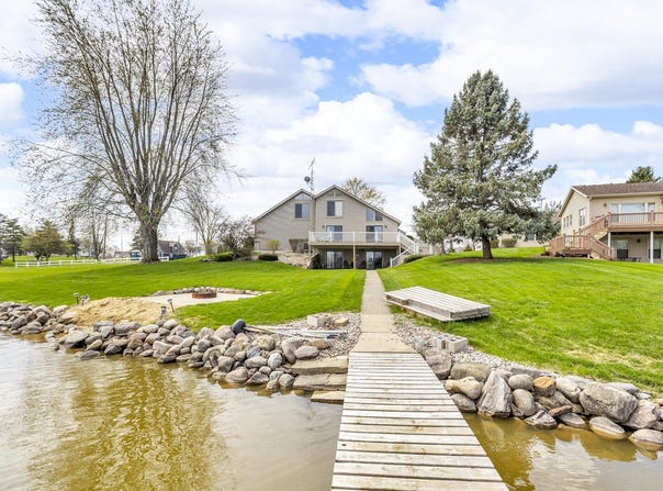 9015 Kingsley Drive, Onsted, MI 49265