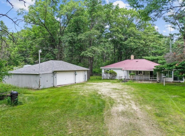 W7772 KJELL Lane, PEMBINE, WI 54156-9616