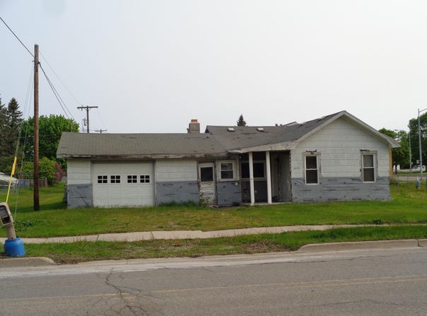 2025 S Third Avenue, Alpena, MI 49707