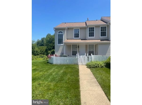 647 CROFT DRIVE, SOUTHAMPTON, PA 18966