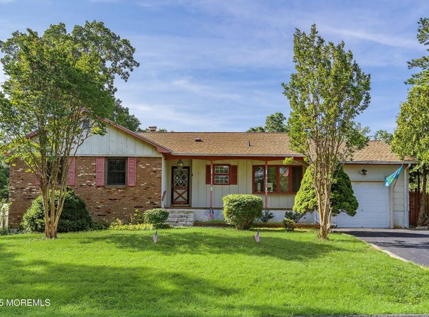2238 Emerald Park Drive, Forked River, NJ 08731