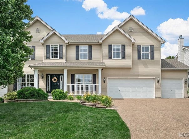 1931 Brothers Court, St Peters, MO 63376