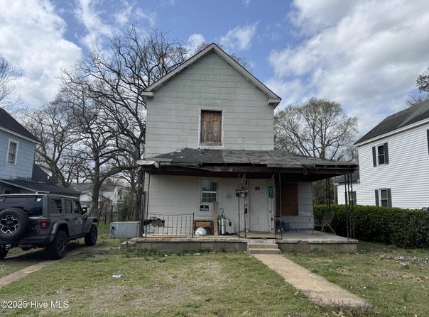 921 Franklin Street, Roanoke Rapids, NC 27870
