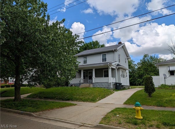 369 Montrose Avenue, Akron, OH 44310