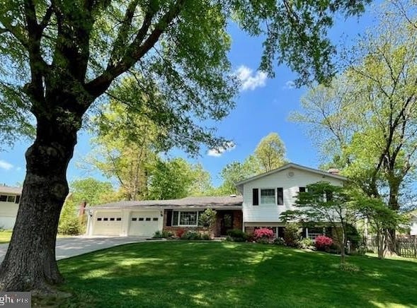 15708 BRADFORD DR, LAUREL, MD 20707