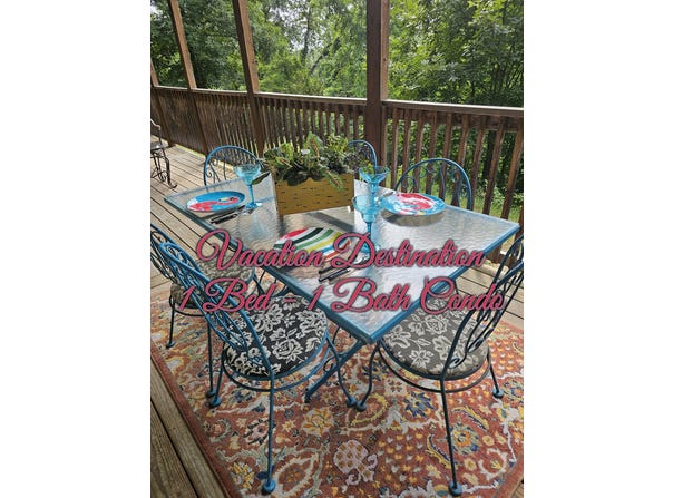 388 Notch Lane, Bldg, 5, Unit B, Branson West, MO 65737