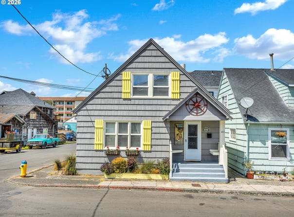 480 S COLUMBIA St, Seaside, OR 97138