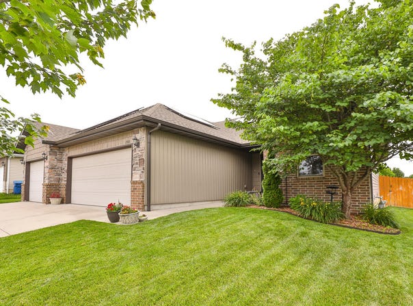 1925 E Costa Mesa Court, Ozark, MO 65721