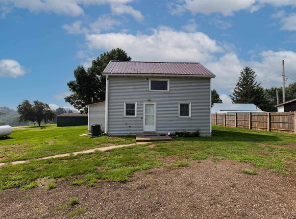 217 E Highway Street, Mount Hope, WI 53816