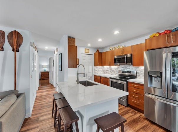 75-6081 ALII DR unit: R101, Kailua-Kona, HI 96740
