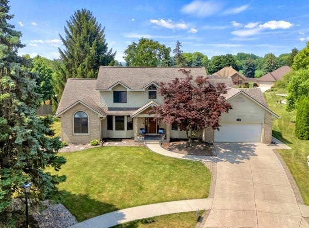 1304 Ardsley Court, Fort Wayne, IN 46815