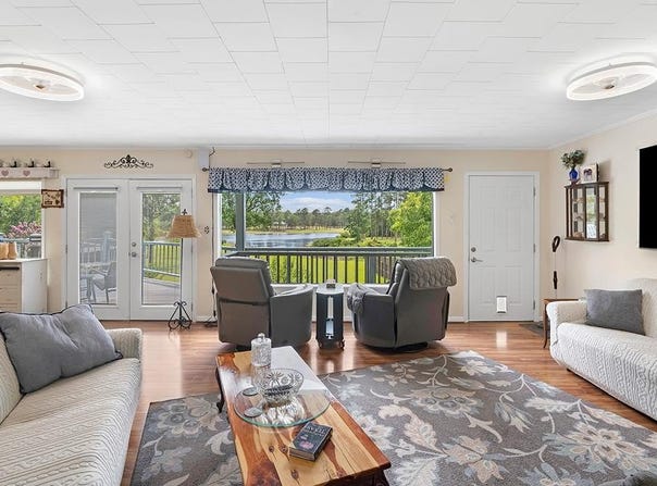 278 Persimmon, Zavalla, TX 75980