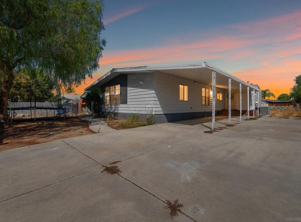 26091 San Quintin Rd, Menifee, CA 92584