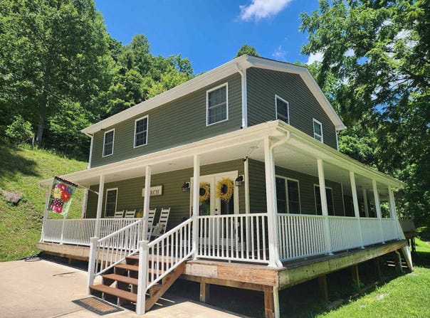 1552 Bigelow Road, Bledsoe, KY 40810