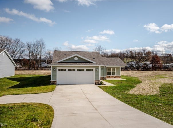 127 Buena Vista Street, Baltic, OH 43804