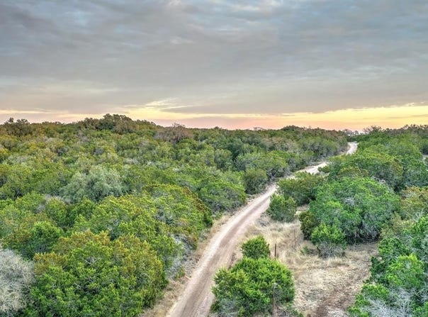 438-2 Yellowstone Lane, Hunt, TX 78024
