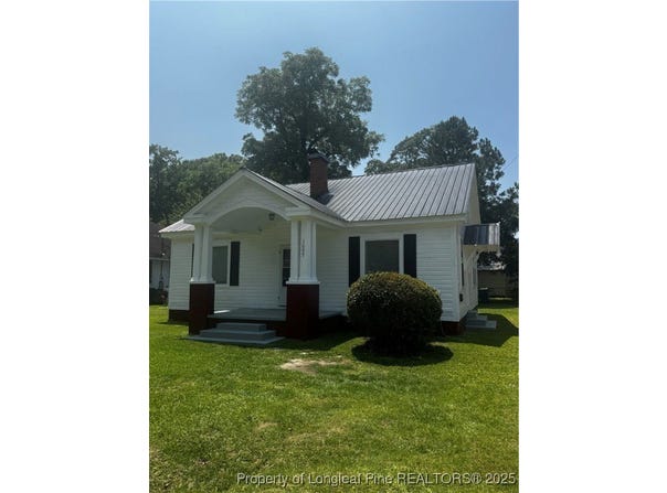 1007 N Water Street, Lumberton, NC 28358