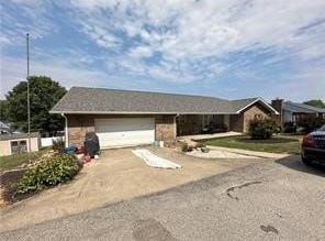 1135 Mccrory Ln, California, PA 15419