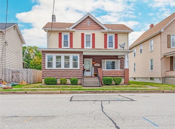 214 Loyalhanna Ave, Latrobe, PA 15650