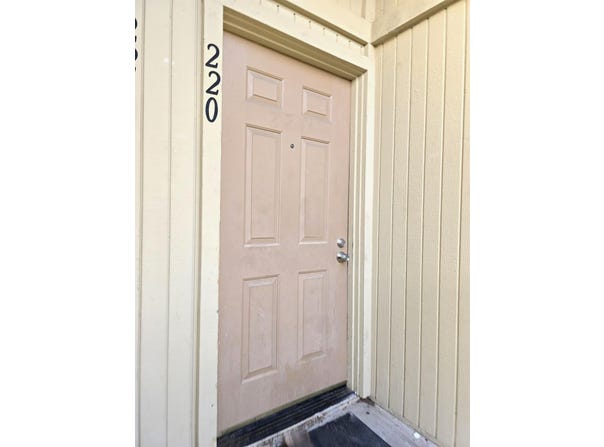 3939 Madison Avenue, North Highlands, CA 95660