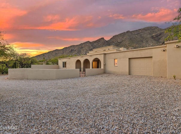 6770 N Mamaronick Drive, Tucson, AZ 85718