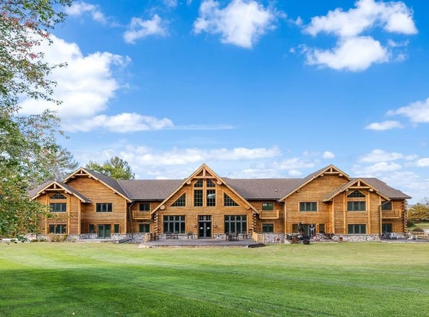 695 South Street, Green Lake, WI 54941