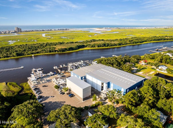 2000 Sommersett Road SW, Ocean Isle Beach, NC 28469