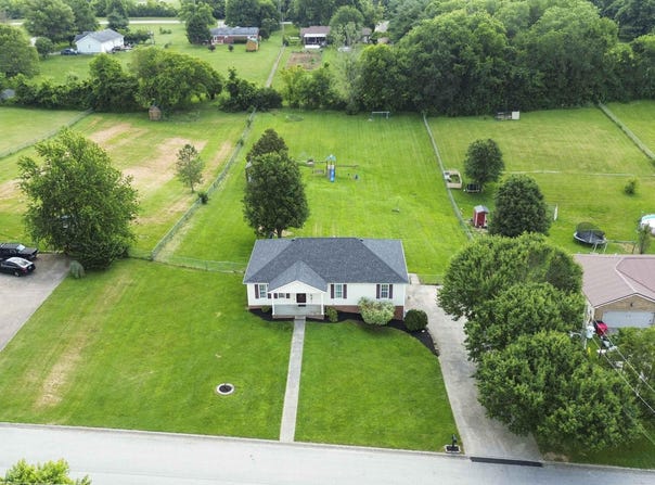 329 Brandon Court, Berea, KY 40403