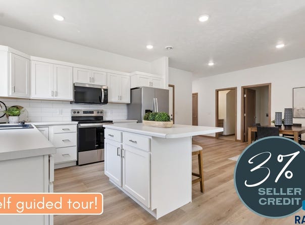 2706 S Broek Dr, Sioux Falls, SD 57106
