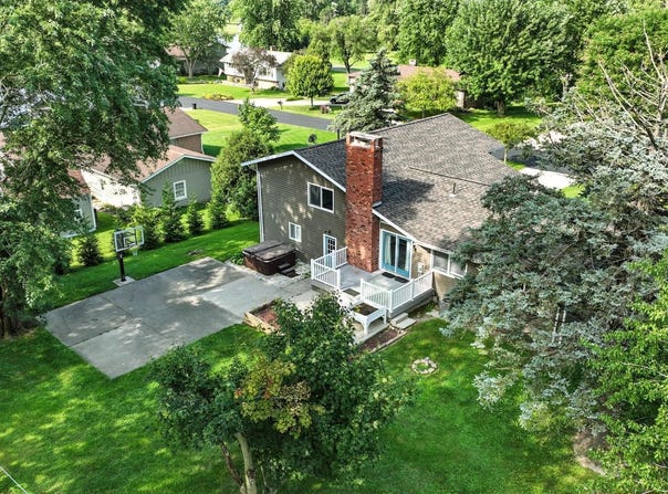 12126 Pamela Drive, Kenton, OH 43326