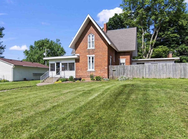 508 N WASHINGTON Street, Mt Pulaski, IL 62548