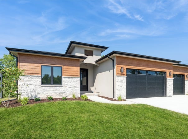 741 Richland Court, Van Meter, IA 50261