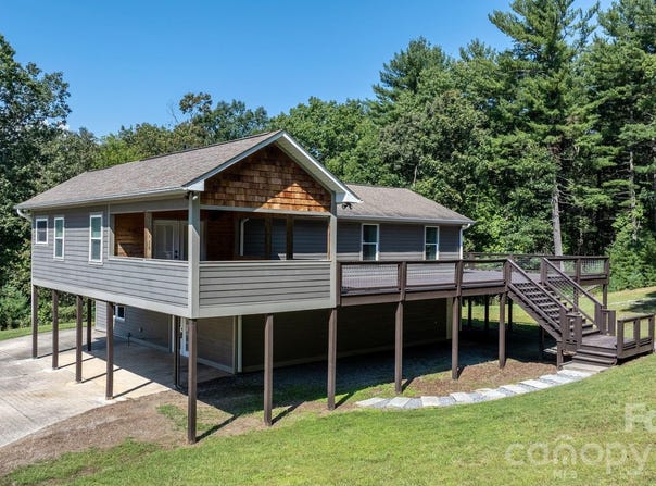 80 Hidden Bluff Lane, Horse Shoe, NC 28742