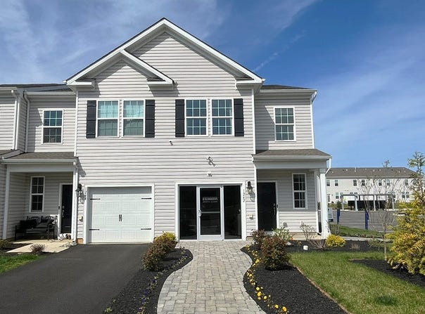 1203 Susan Circle, Breinigsville, PA 18031
