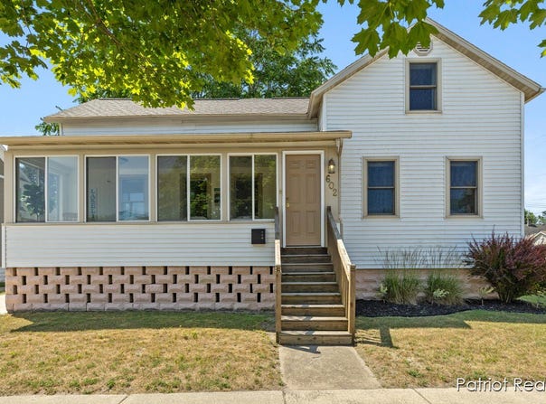602 Jackson Street, Grand Haven, MI 49417