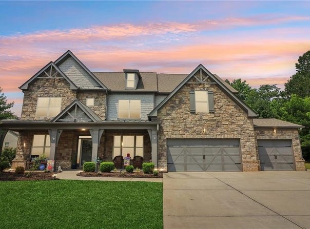 776 Amos Lane, Kennesaw, GA 30152